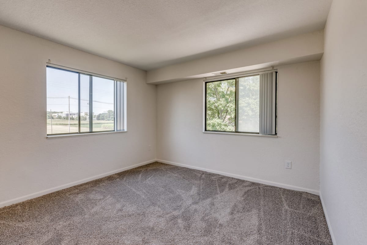 Photos and Video of Glenwood Apartments in East Lansing, MI